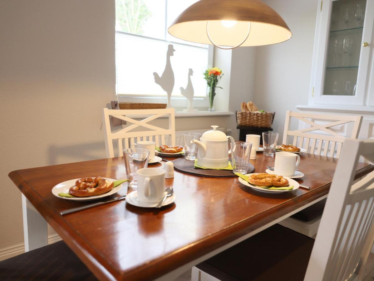 Apartment Krabbe Ist Ein Kleines Gemütliches Feriendomizil Für 4 Personen Im Haus Vogelsang.